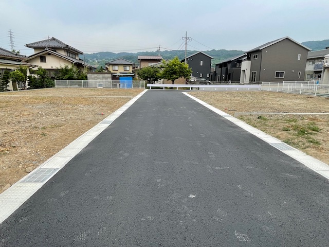 篠ノ井布施五明　9区画分譲地　建築条件なし