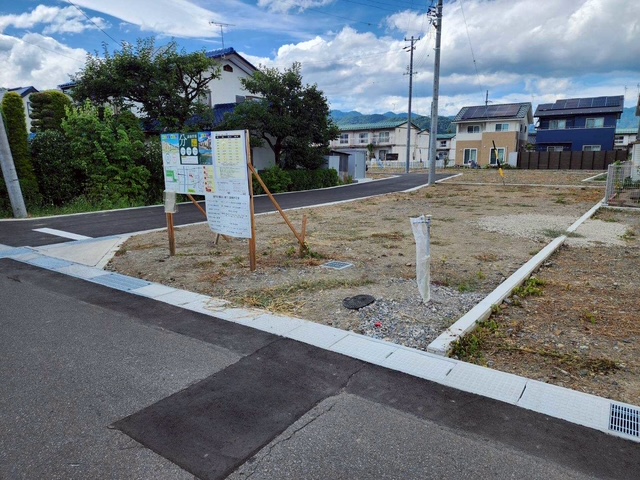 篠ノ井布施五明　9区画分譲地　2区画販売中　建築条件なし