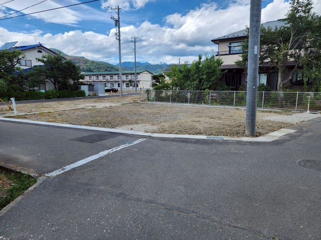篠ノ井布施五明　9区画分譲地　建築条件なし