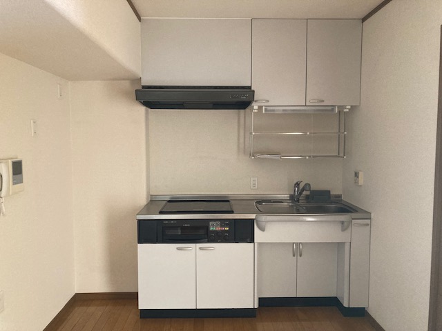 メディカル権堂403号室